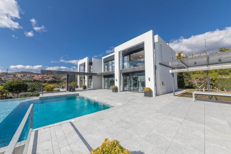 Villa contemporánea familiar de 4 dormitorios en la Alquería cerca de Marbella